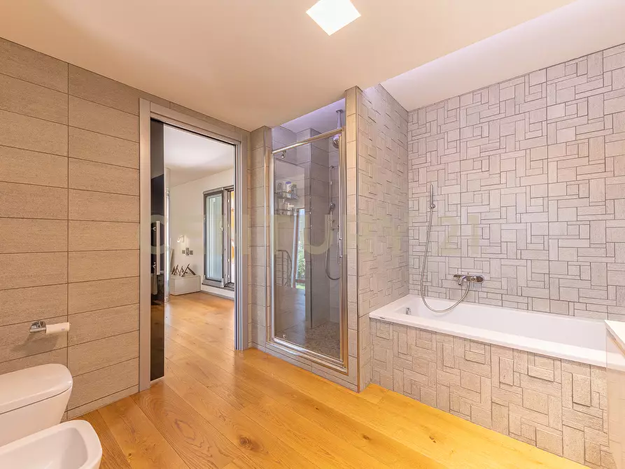 Immagine 70 di Villa in vendita  in Via Palmoli 27 a Roma