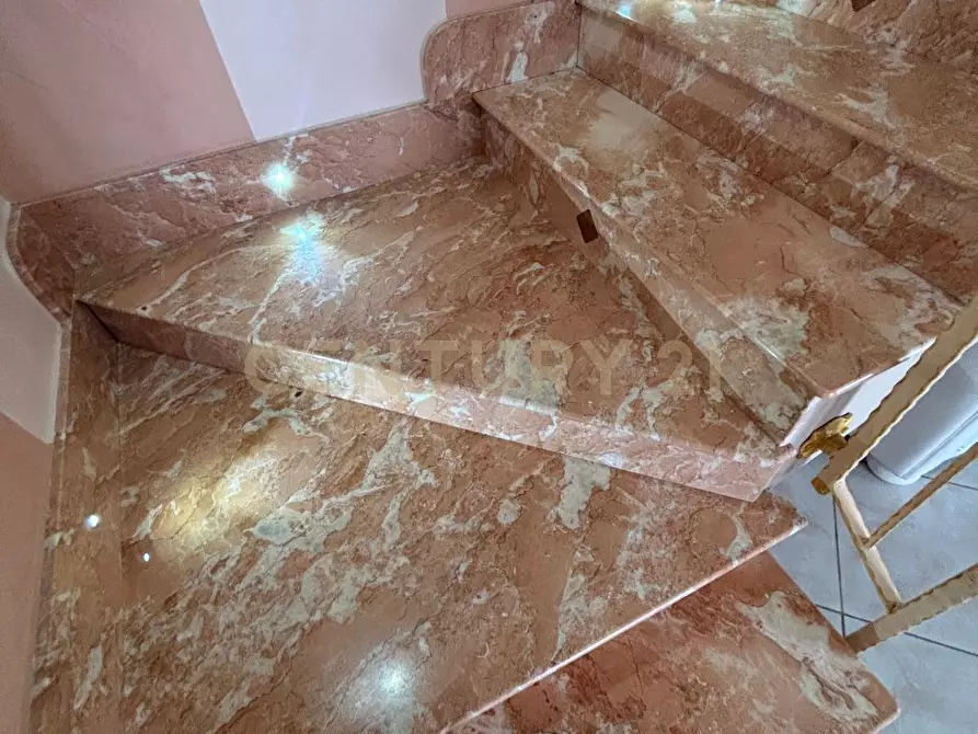 Immagine 8 di Pentalocale in vendita  in Via Giuseppe Basile 2 a Agrigento