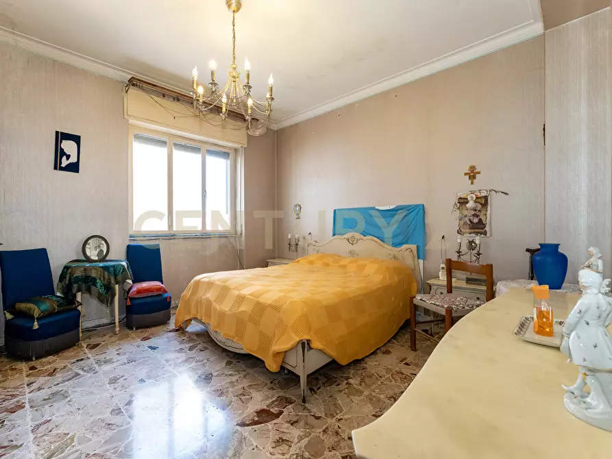 Immagine 19 di Pentalocale in vendita  in Via Messina 523 a Catania