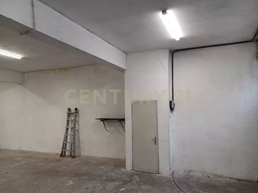 Immagine 14 di Magazzino in affitto  in Via Lucania 10 a Verona