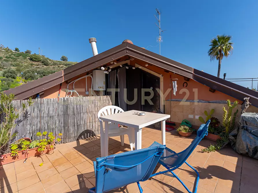 Immagine 29 di Appartamento in vendita  in Via Stazione 12a a Aci Castello