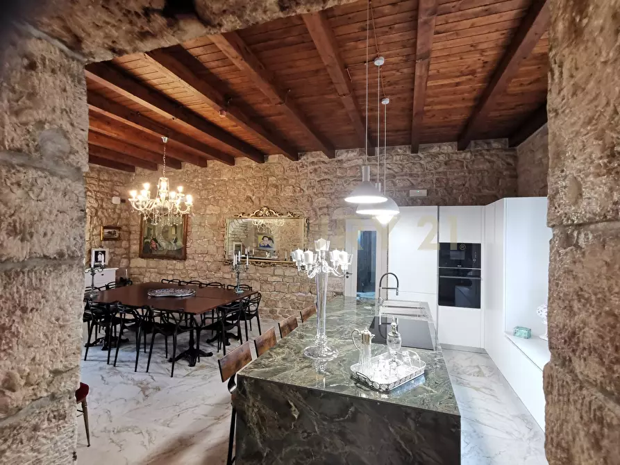 Immagine 4 di Villa in vendita  in Via Passo Parrino 19 a Modica