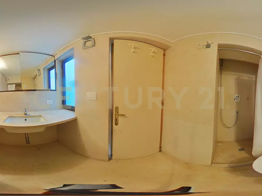 Immagine 86 di Casa indipendente in vendita  in Via Zaccà Rosolia 11 a Catania