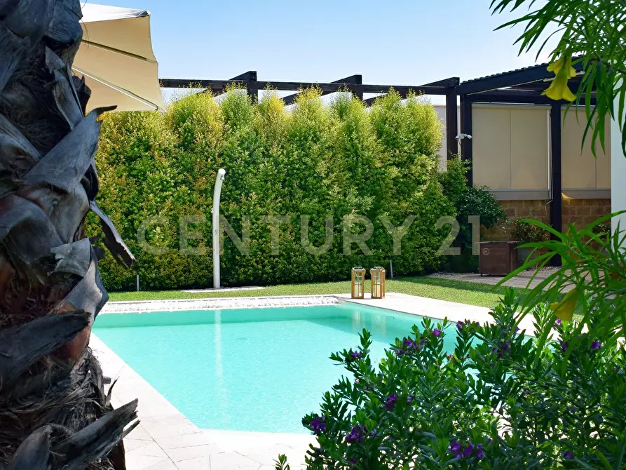 Immagine 24 di Villa in vendita  in Contrada Gisira 2/A a Augusta