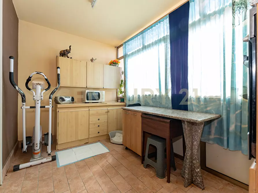 Immagine 24 di Trilocale in vendita  in VIALE CASTAGNOLA 17 a Catania