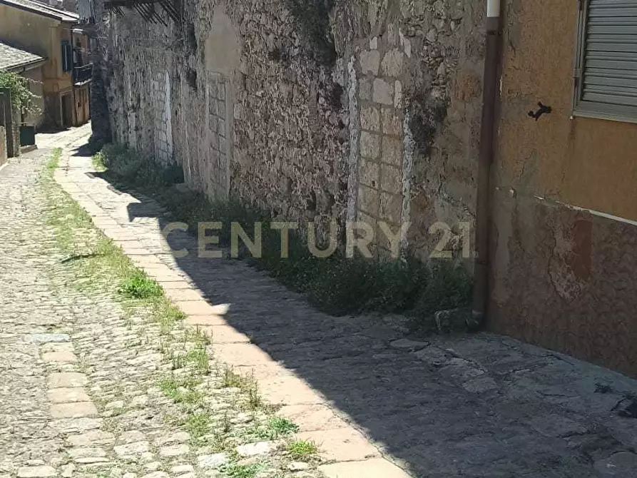 Immagine 6 di Casa bifamiliare in vendita  in Via Roma 14 a Aidone