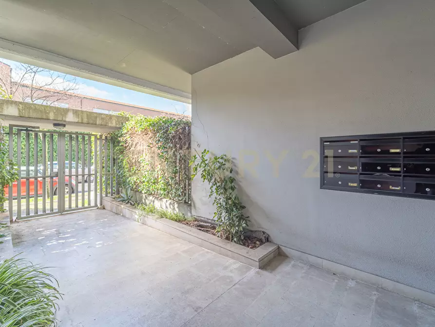 Immagine 25 di Monolocale in vendita  in Via Stefano Madia 84 a Roma