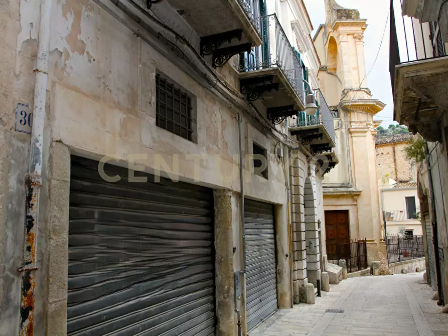 Immagine 9 di Casa indipendente in vendita  in Strada Pellico 26 a Modica