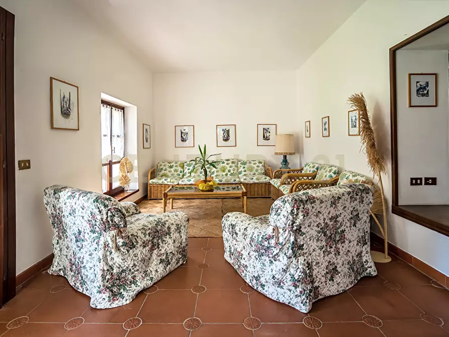 Immagine 64 di Villa in vendita  in Via Adige 25 a Brentino Belluno