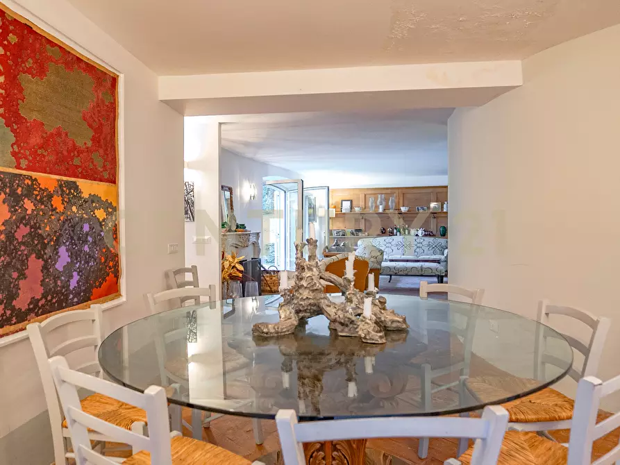 Immagine 14 di Villa in vendita  in Via Cassia 1951 a Roma