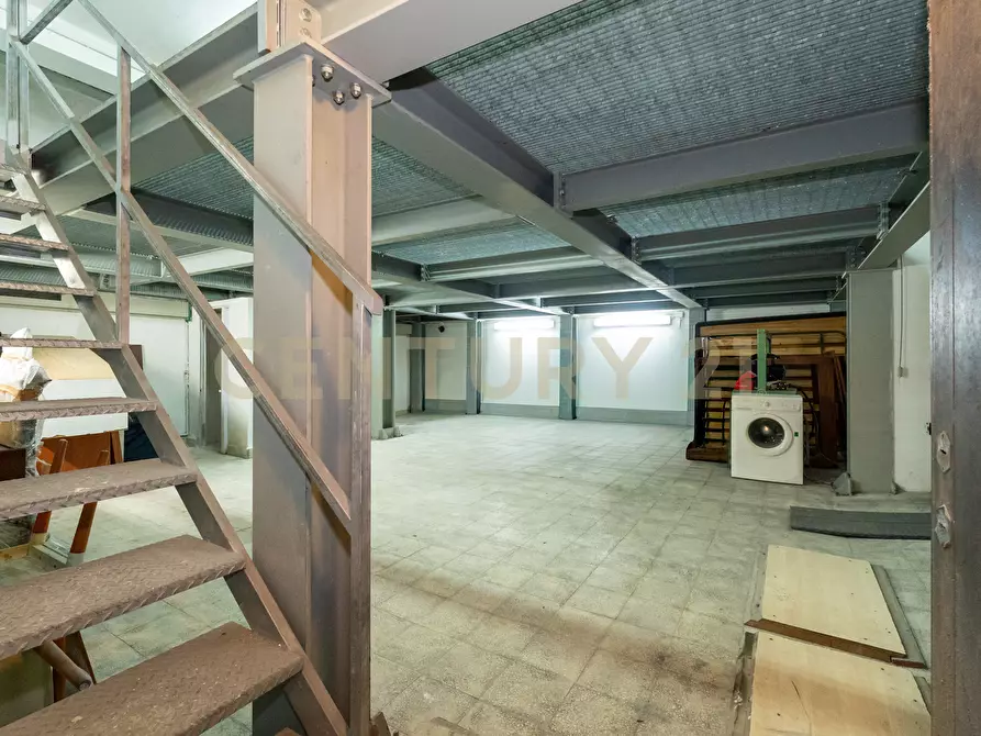 Immagine 11 di Garage in vendita  in Via del Rotolo 42/B a Catania