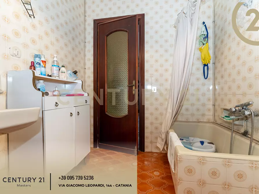 Immagine 72 di Villa in vendita  in Via Francesco Durante 11 a Pedara