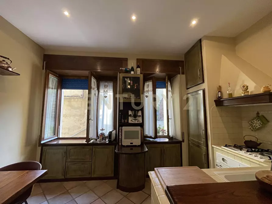 Immagine 10 di Trilocale in vendita  in VIA ASILO a Monte Argentario