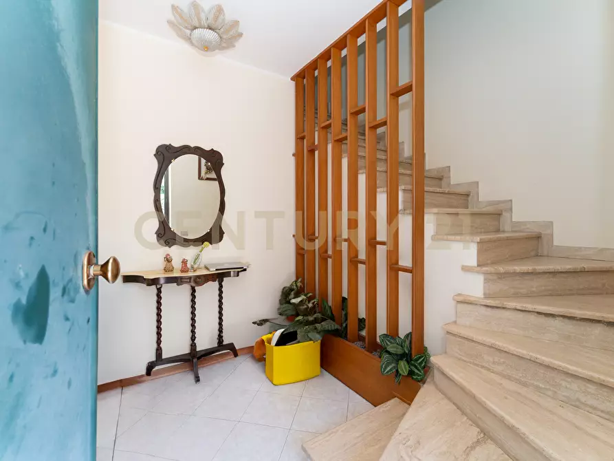 Immagine 15 di Casa indipendente in vendita  in Via Vampolieri 34m a Aci Catena