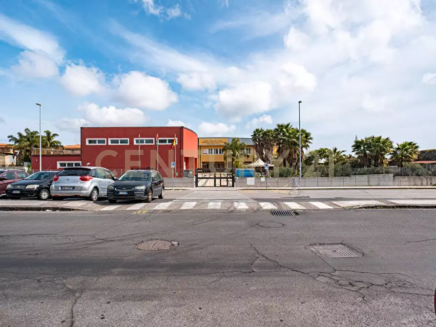 Immagine 25 di Attività commerciale in vendita  in Via Giovanni Guglielmino 62 a Tremestieri Etneo