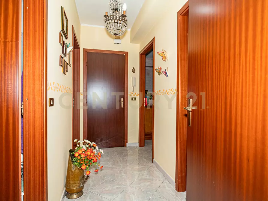 Immagine 9 di Appartamento in vendita  in Via Finocchiari 102 a Aci Catena