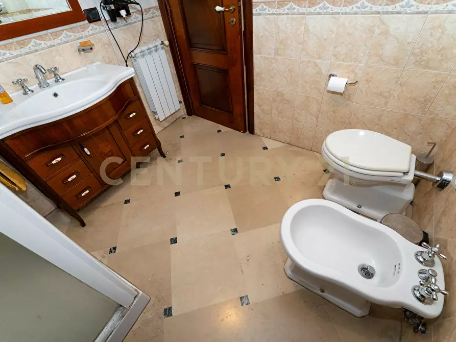 Immagine 49 di Appartamento in vendita  in Via Antonino di Sangiuliano 298 a Catania