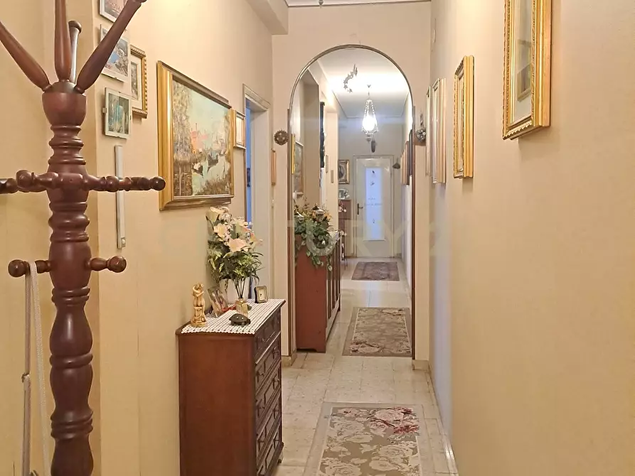 Immagine 4 di Quadrilocale in vendita  in Via Ugo Foscolo 2 a Verona