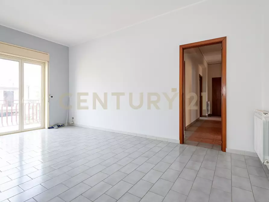 Immagine 34 di Pentalocale in vendita  in Via Casale dei Greci 34 a Adrano