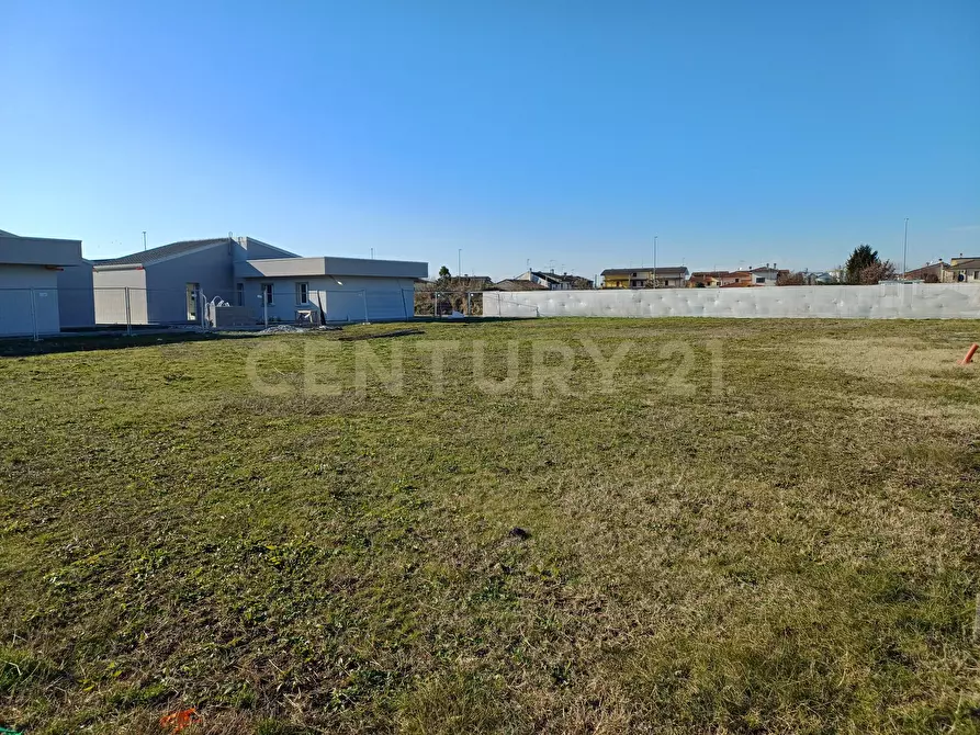 Immagine 5 di Terreno edificabile in vendita  in Via Cimitero a Castelbelforte