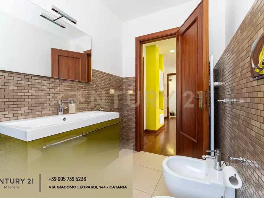 Immagine 20 di Casa indipendente in vendita  in Via G. Grassi 18 a Trecastagni