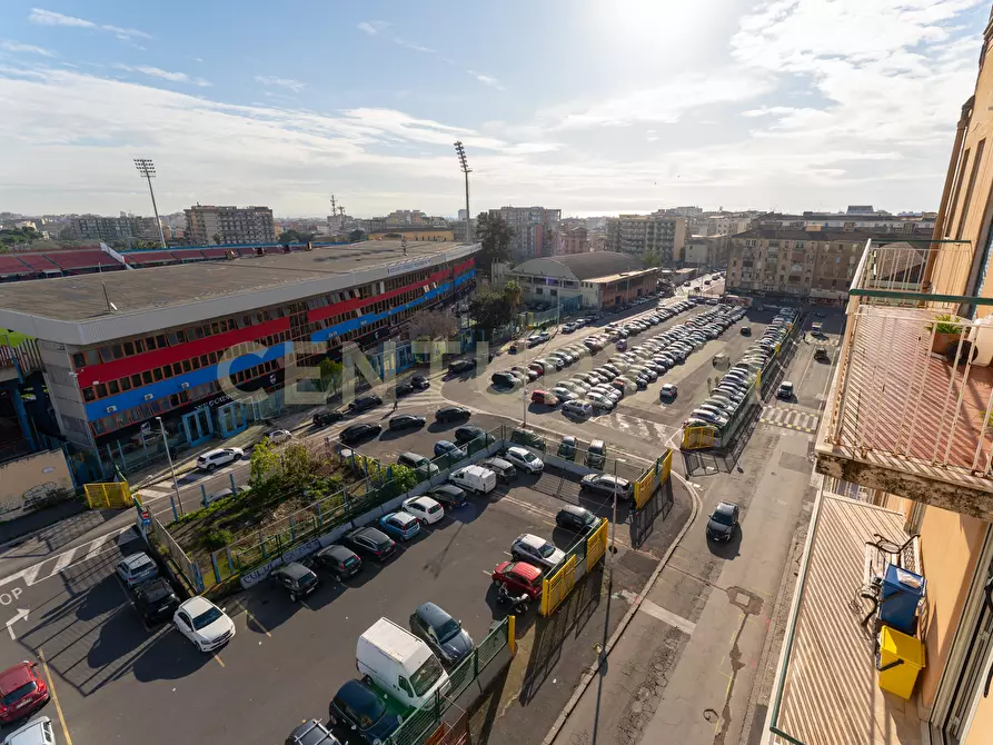 Immagine 49 di Pentalocale in vendita  in Piazza Spedini 8 a Catania