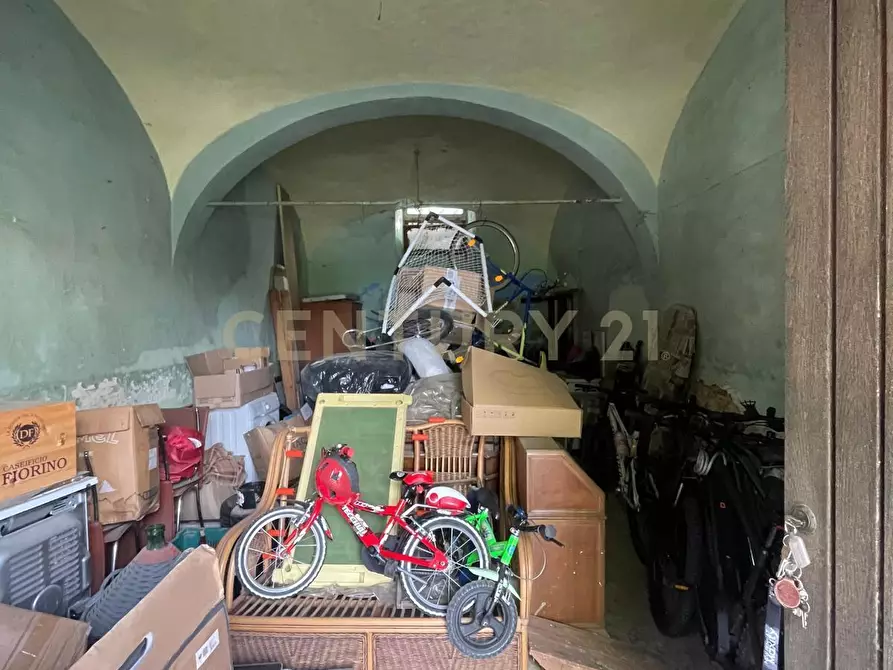 Immagine 3 di Locale commerciale in vendita  in Via Mario Luzi 56 a Semproniano