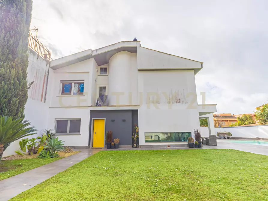 Immagine 8 di Villa in affitto  in Via Bedollo 117 a Roma