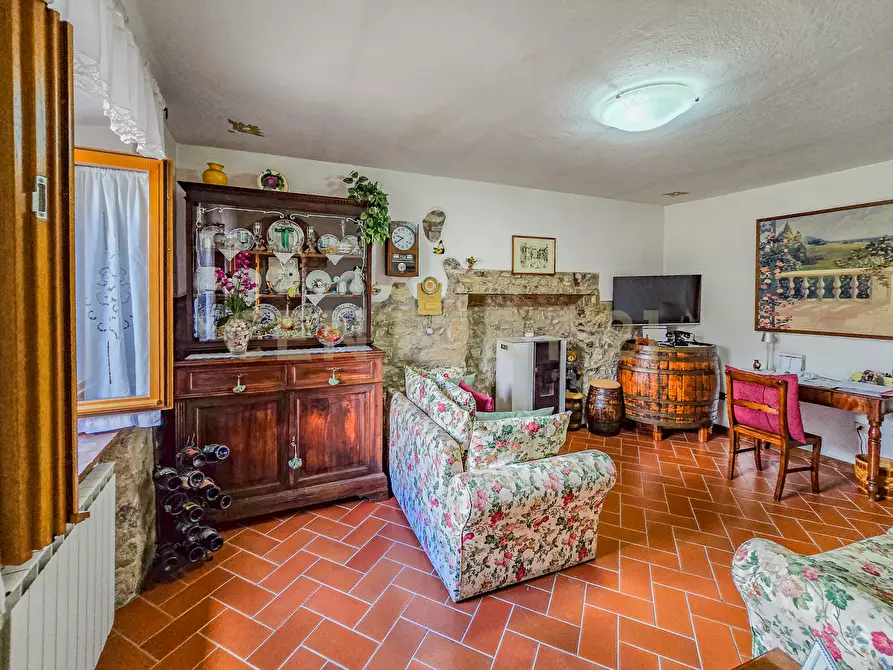 Immagine 6 di Casa bifamiliare in vendita  in Via Monte Rosa 1 a Semproniano