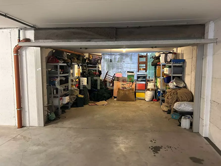 Immagine 5 di Garage in vendita  in Via Vincenzo Muccioli 9 a San Martino Buon Albergo