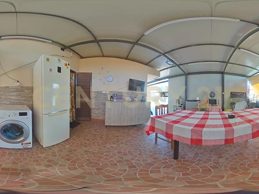 Immagine 63 di Villa in vendita  in Via Quartiere Longo 18 a Aci Castello