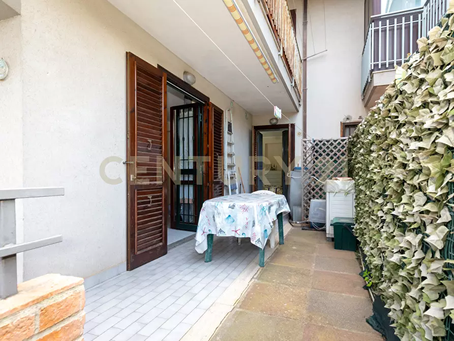 Immagine 19 di Porzione di casa in vendita  in Via Simone Neri 7 a Mascali