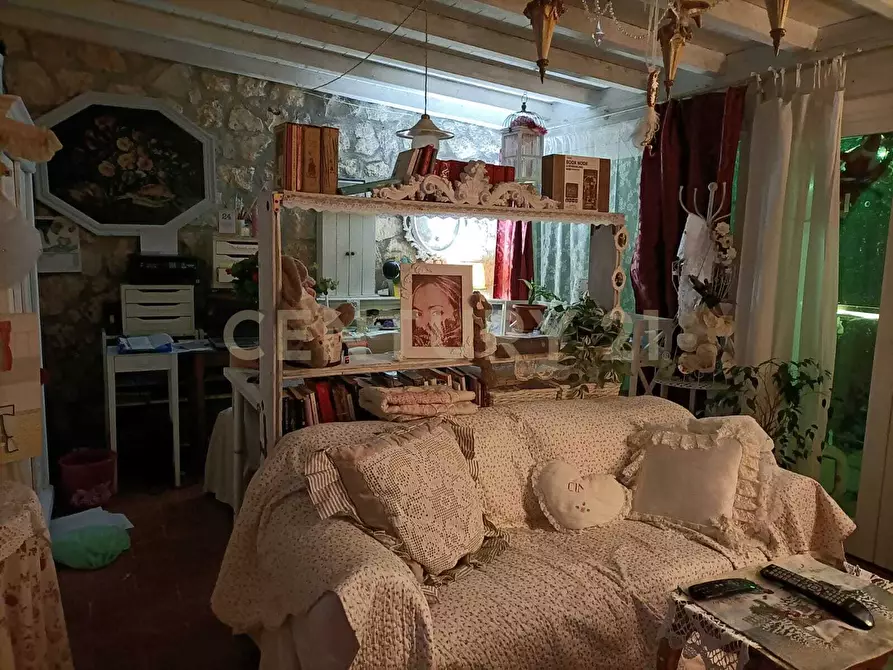 Immagine 4 di Porzione di casa in vendita  in Via Tribuno Tonini 1010 a Semproniano