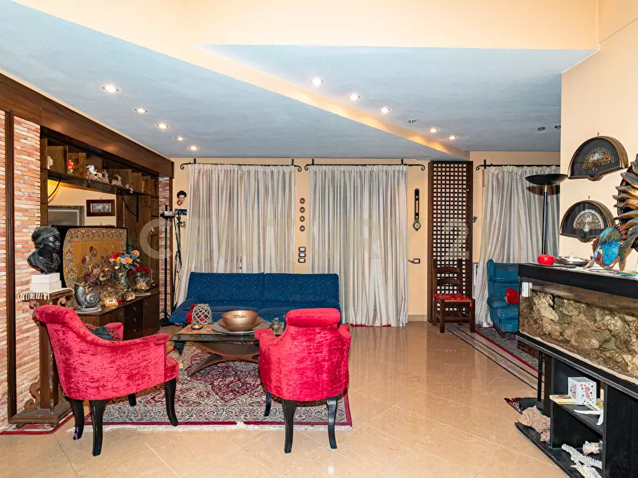 Immagine 40 di Villa in vendita  in Via G. Pezzana 9 a Aci Castello