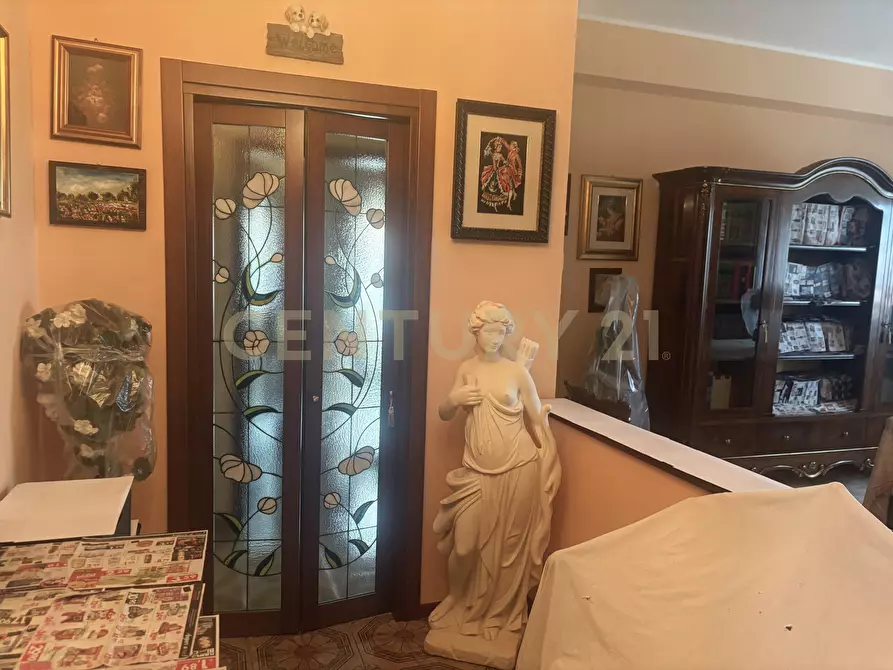 Immagine 4 di Appartamento in vendita  in Via Finocchiari 143 a Aci Catena