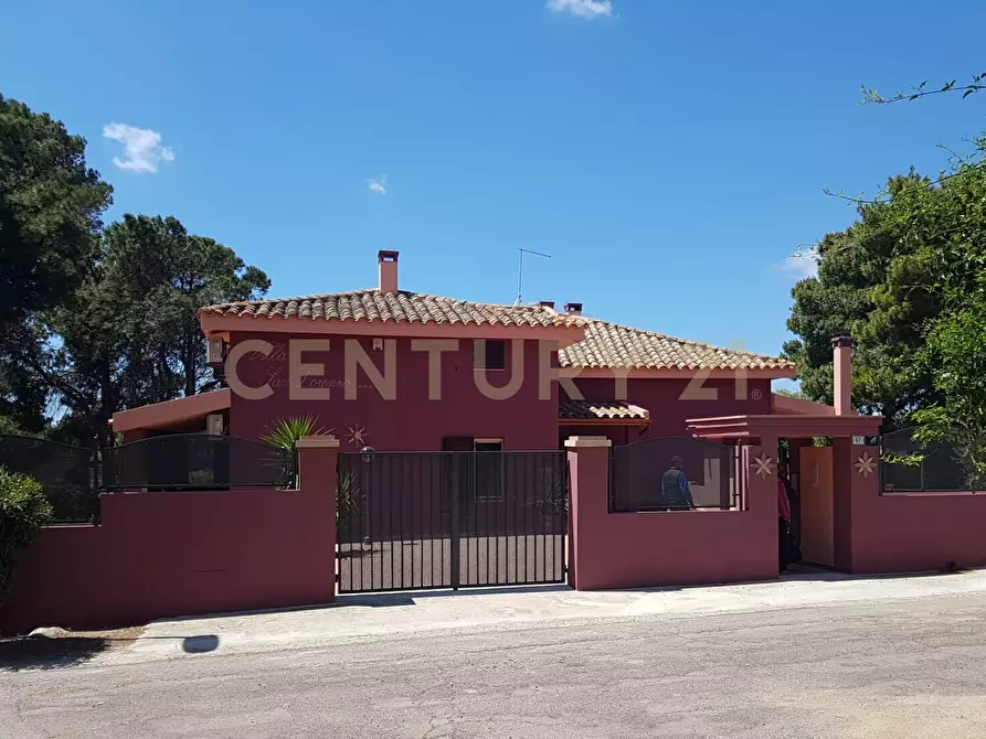 Immagine 17 di Villa in vendita  in Via dei Pioppi 57 a Quartu Sant'elena