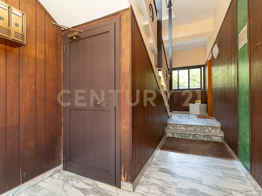 Immagine 24 di Loft/Open space in vendita  in Via Madonna delle Lacrime 64 a San Giovanni La Punta