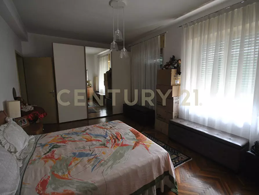 Immagine 10 di Palazzo in vendita  in via Molini 36 a Valdobbiadene