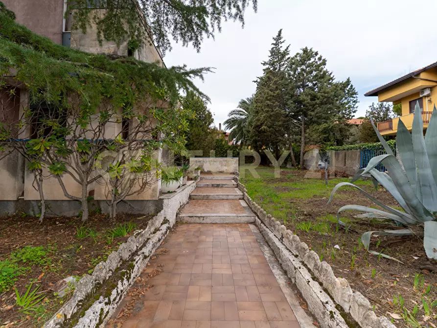 Immagine 2 di Villa in vendita  in Via Monte Cicirello 8 a Catania