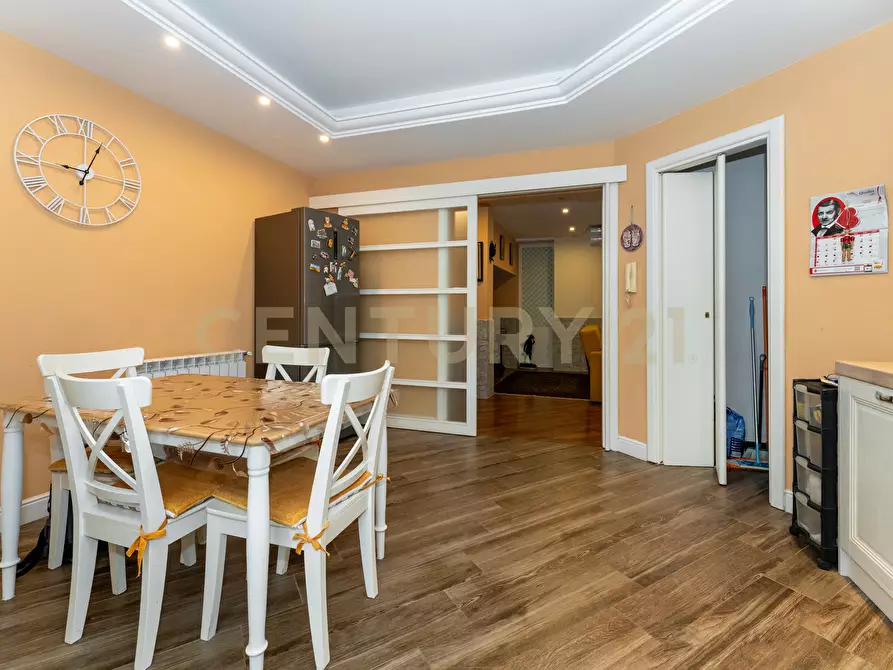 Immagine 42 di Trilocale in vendita  in Corso Indipendenza 230 a Catania