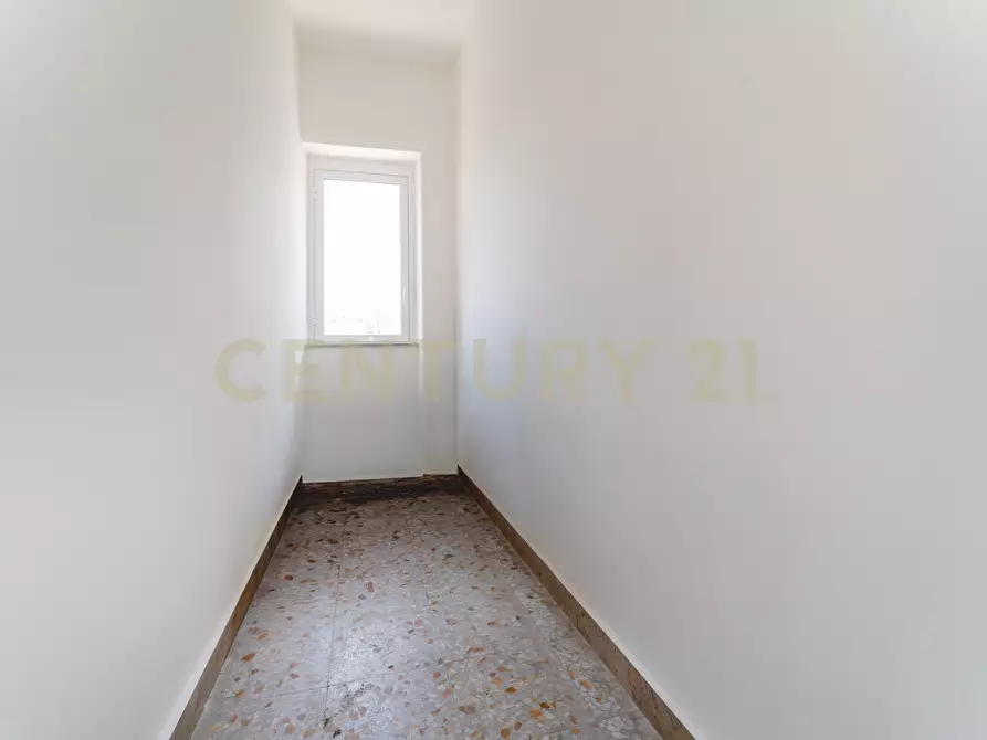 Immagine 11 di Quadrilocale in affitto  in Via Genova 64 a Catania