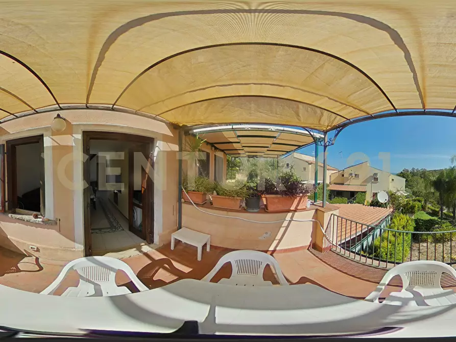 Immagine 41 di Villa in vendita  in BAIA ARCILE a Augusta