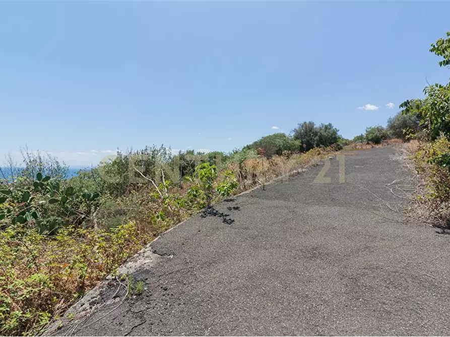 Immagine 13 di Terreno edificabile in vendita  in Via XXI Aprile a Aci Castello