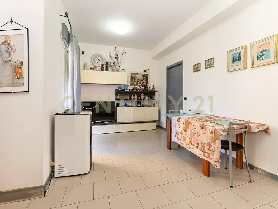 Immagine 7 di Quadrilocale in vendita  in Via Garibaldi 224 a Calatabiano