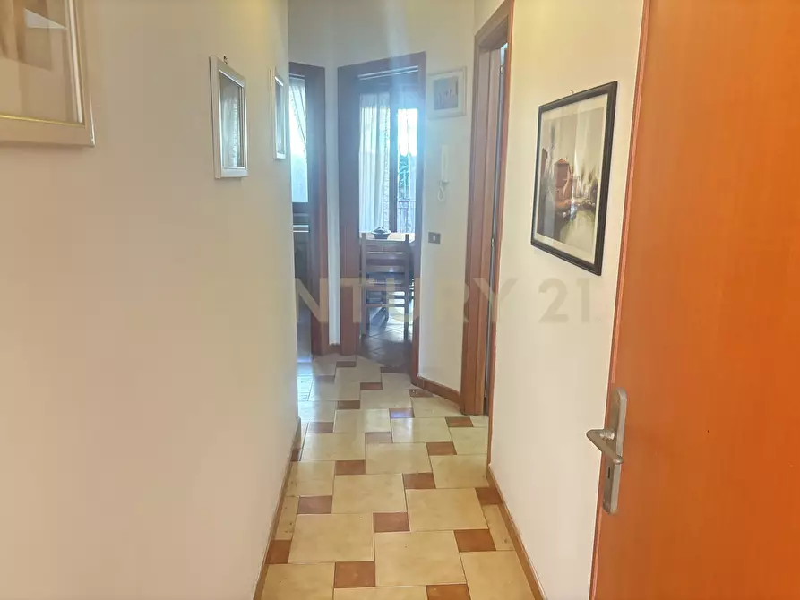 Immagine 10 di Pentalocale in vendita  in Via Francesco Baracca 59 a Riposto