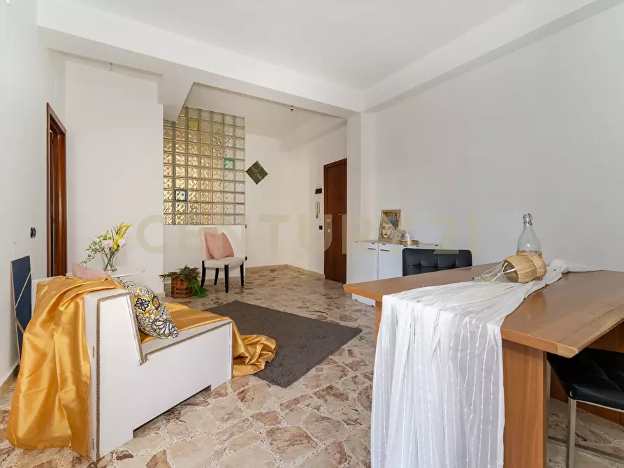 Immagine 6 di Appartamento in vendita  in Via Guglielmo Marconi 36 a Valverde