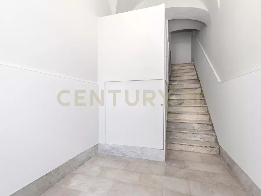 Immagine 12 di Pentalocale in vendita  in Via Recupero 38 a Catania