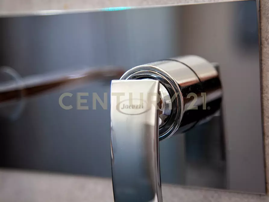 Immagine 56 di Bilocale in affitto  in Via Montecristo 10 a Roma