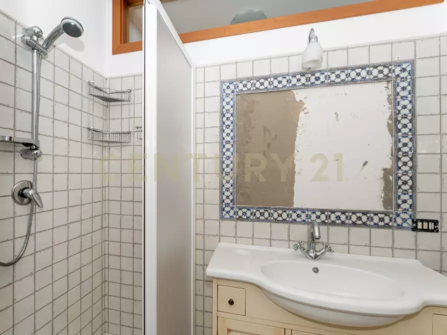 Immagine 36 di Quadrilocale in vendita  in Via Enrico Ferri 15 a Catania