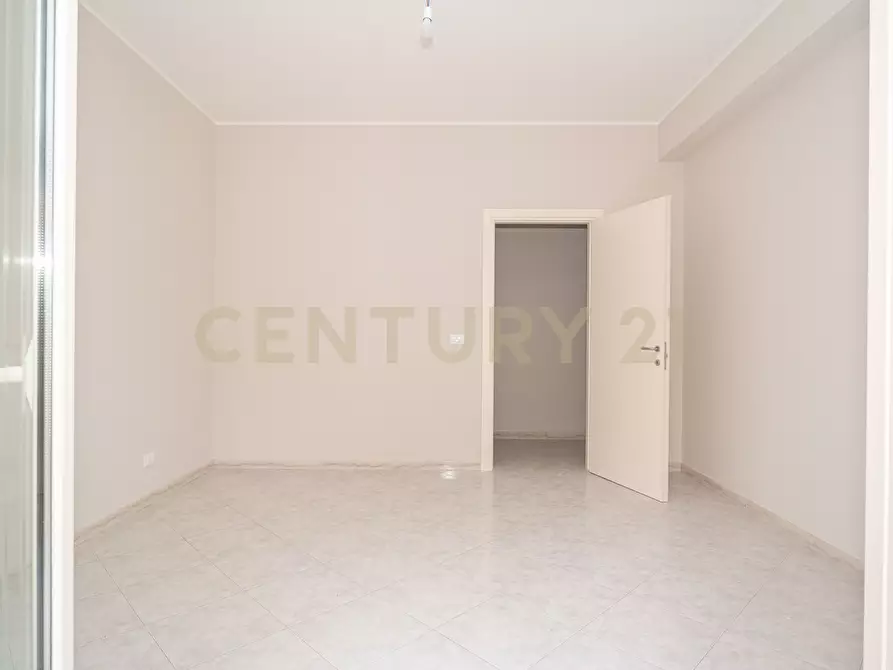 Immagine 16 di Quadrilocale in vendita  in Via Salvo D'Acquisto 42 a Aci Catena